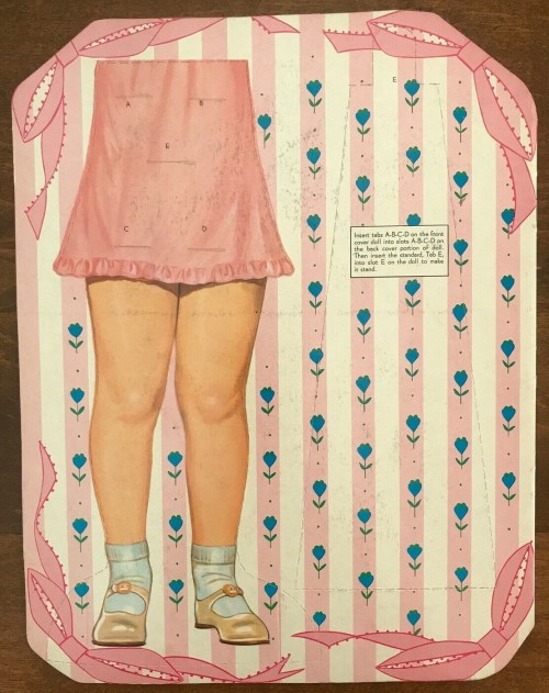 decapitated-unicorn:1950s Shirley Temple paper doll