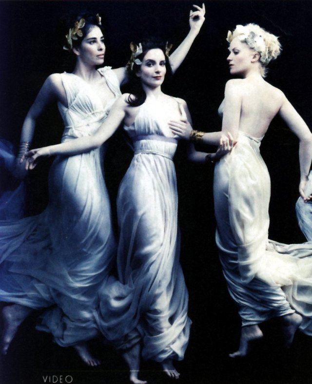 Sarah Silverman, Tina Fey and Amy Poehler photographed by Annie Leibovitz for Vanity Fair, April 2008