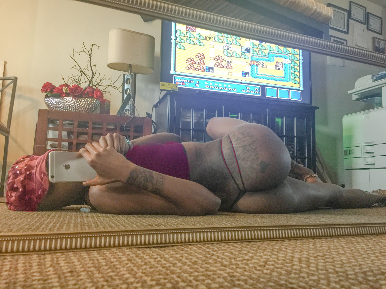 jxnchuriki:  I was supposed to be doing a little workout to the Super Mario World