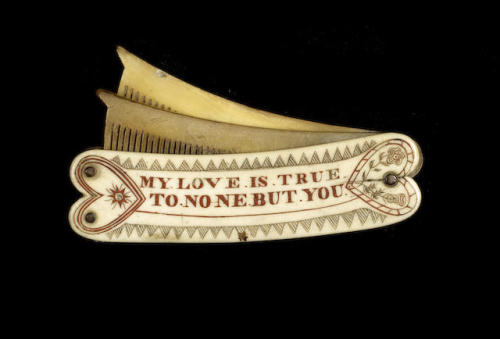 ltwilliammowett: A scrimshawed and polychromed double comb, sailors love token, British, mid 19th ce