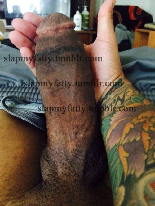 slapmyfatty:  B. A Jr.KIK me: SlapMyFatty……. for more info on upcoming leaks