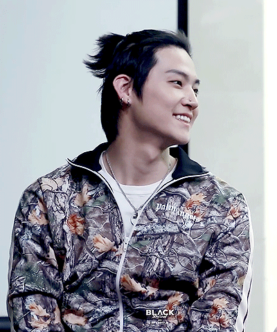 Jaebeom Gives Us The Ponytail We’ve Been Asking For ©