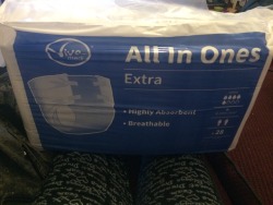 Thekinkylittlekitten:  A Very Quick Nappy Review.  Viva Medi - All In Ones Extra