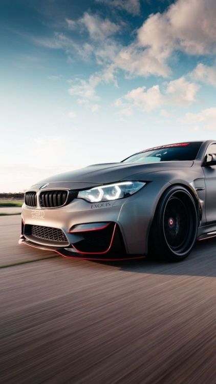 720x1280 BMW M4, on-road, luxurious car wallpaper @wallpapersmug : bit.ly/2EBfd6v - bi