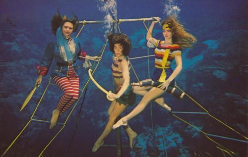 retrogasm: 1968 Weeki Watchee Springs, Florida 