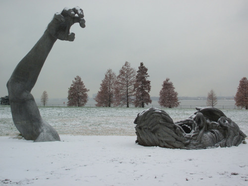 J. Seward Johnson, Jr. aka John Seward Johnson II (American, b. 1930, NJ, USA) - The Awakening (Scul