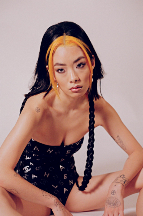 data-demon:  RINA SAWAYAMA for Noiseyph.   Chloe Sheppard   