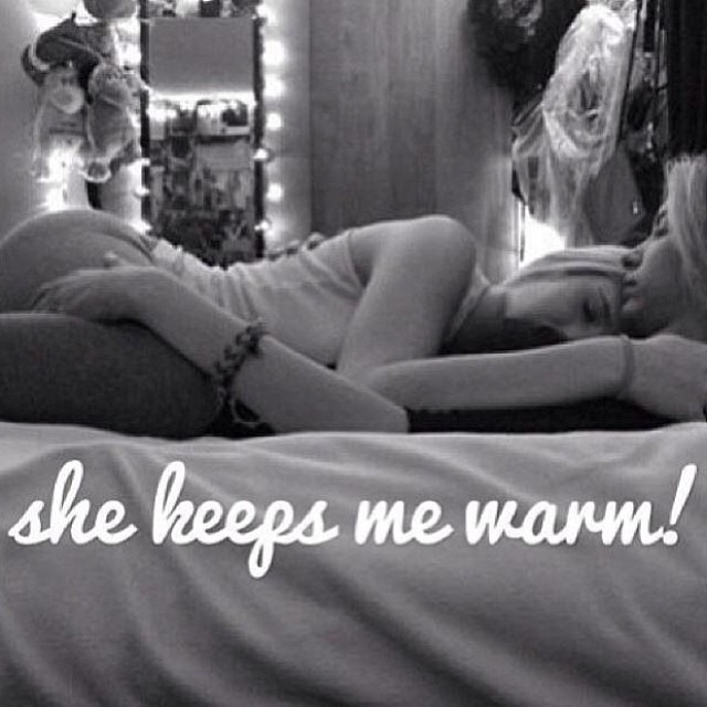 myfunlesbianside:  www.myfunlesbianside.tumblr.com 