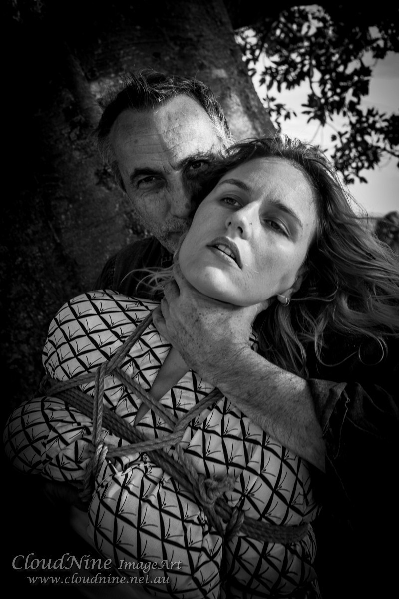 123avalon:  Beautiful Fig tree - Model Dealande - Rope: Avalon - Photo: Cloud Nine