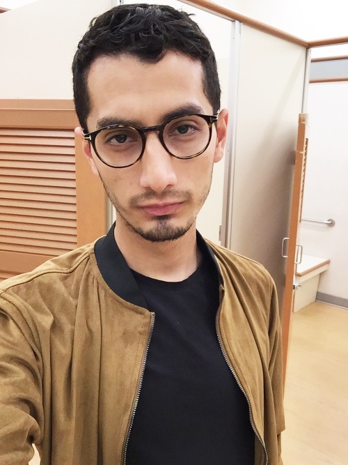 sluttydrunk:  4eyes 