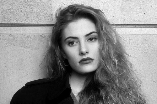 inthedarktrees: Mädchen Amick promotional photos for Twin Peaks, December 1, 1989