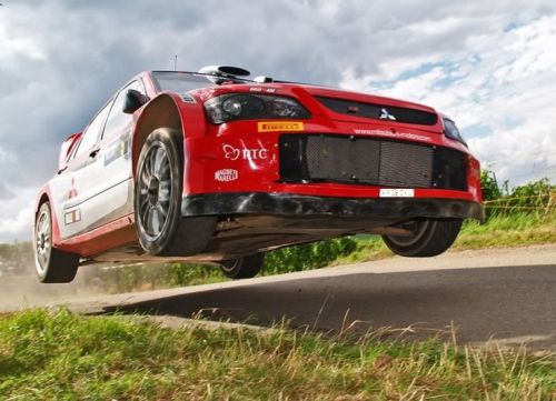 itsbrucemclaren:Mitsubishi Evo Rally