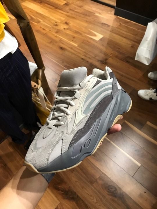 yeezy 700 tumblr