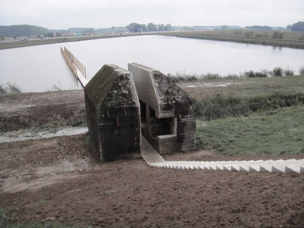 mindcontrolexperiment:  Bunker 559 (RAAAF | Atelier de Lyon) 