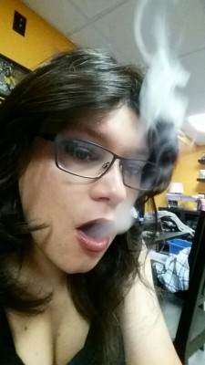 jennyluvleigh:  Also smoked some hookah yesterday as well 😊