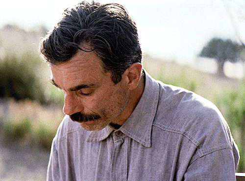 winterswake: Daniel Day-Lewis as Daniel Plainview in THERE WILL BE BLOOD (2007)