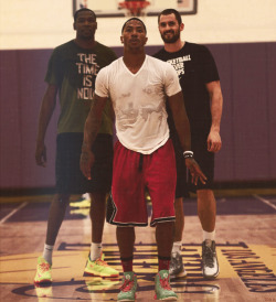 teamrosebeforehoes:  D. Rose, KD & K-Love