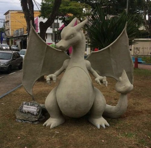 retrogamingblog:Pokemon statues have been mysteriously popping up in parks in Brazil