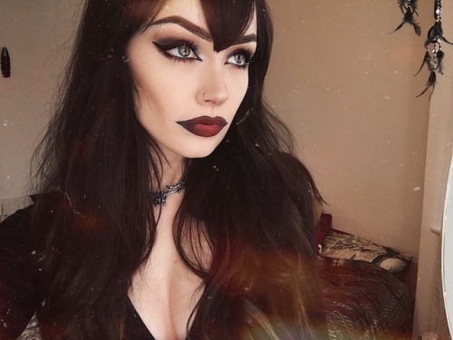 lavenderwaterwitch: kemmotare: Happy Halloween you guys! ✨ Instagram.com/georgiaburnz ✨ Beauty ✨