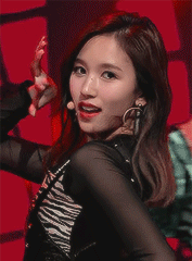 femaleidols:  twice • so hot 