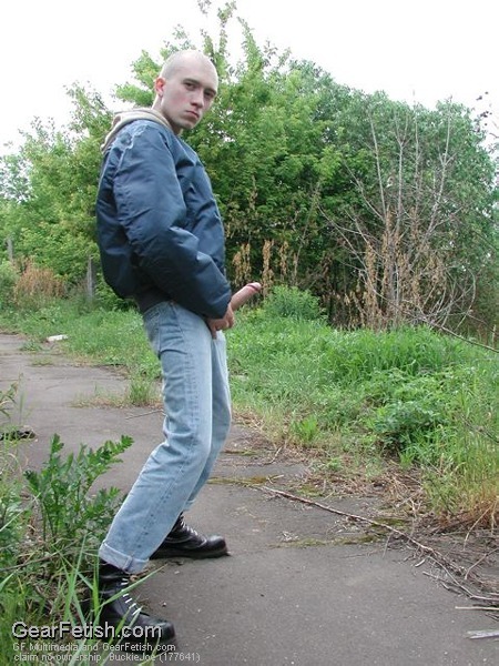 britishbootedbastard:  barebastard:  http://barebastard.tumblr.com/archive  There’s always one daft bonehead  dog dick  .Just ain’t tough.  