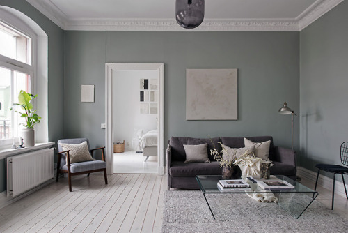 Fresh Like Spring | Goteborg, SwedenLayout:(Source: alvhem.com, Photos: Frederik J Karlsson, Styling