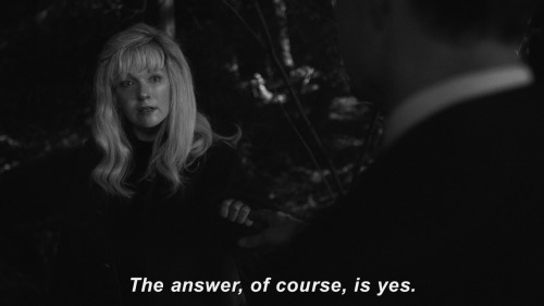 inthedarktrees:There is a sadness in this world.“Log Lady Introductions" | David Lynch | Twin P