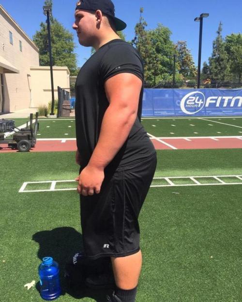 gr8bod:Zack “Big Honky” LaFontaine 6′3″ 365 Lbs