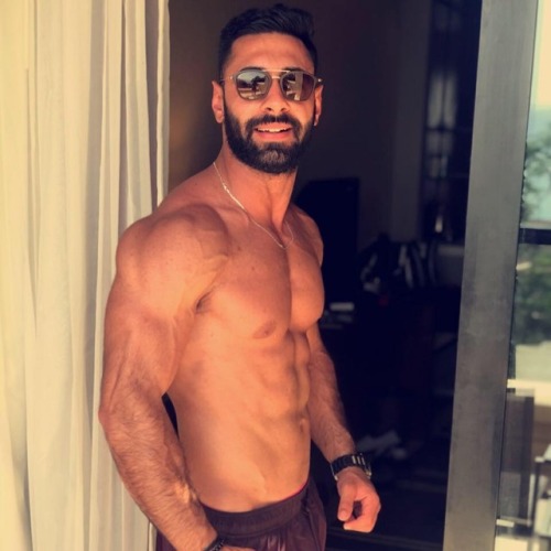 Sexy Alpha spotted. Spending the last days of summer in Amman with this sexy stud. Say hi to Hani He