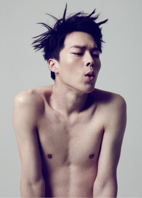 singa61:  chinkoheartschinko:  Jang Gi Yong by Jang Youp  HairOnly Asian http://singa61.tumblr.com/