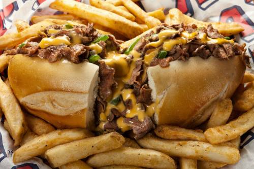 aiiaiiiyo:  Cheesesteak and Fries [2699x1799] Check this blog!  Is it just me or does this look a lot like good pussy…?