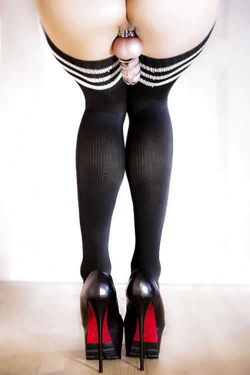 tranny-dong:  Source: ShemaleProfiles Find more Shemales on our Mobile Site or follow