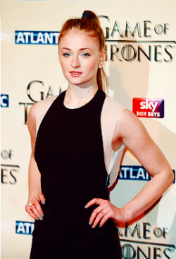 noblefighter: Sophie Turner attends Game of Thrones’ Season 5 Premiere (London, San Francisco)