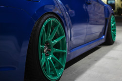 th0maslicious:  Wasabi green on World rally blue