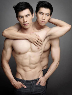 auberonbc:  For more Gorgeous Asian Men visit : http://auberonbc.tumblr.com/archive