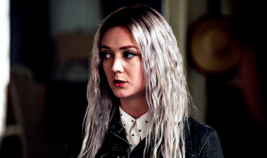 wvntersldr:↳ Billie Lourd as Winter Anderson in American Horror Story: Cult • ( Requested by @dramat