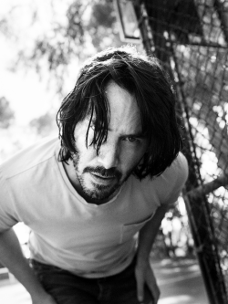 goldblums:Keanu Reeves photographed by Simon Emmett for Esquire Magazine (2016).