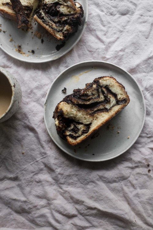 sweetoothgirl - ESPRESSO CACAO BRIOCHE BABKA WITH ROSE