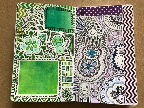 New sketchbook = new green/purple spread? (Unintentional!)