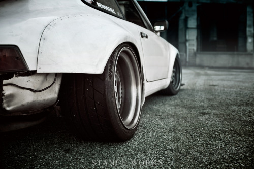 the80sareforever:  Some of my photos from the latest StanceWorks Feature - “That 911” - Amir Bentatou’s 1976 Porsche 911S