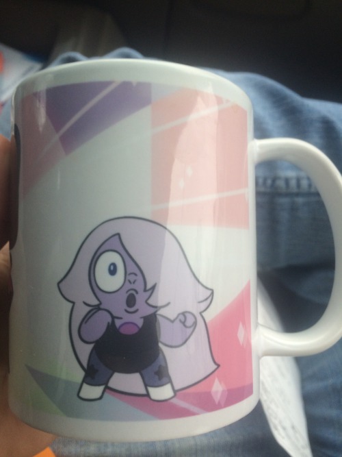 shadowfoxsilver:  Got my Steven universe mug in today~ I remember when they were first announced and always wanted one.  Apparently things can be mailed to you in a square foam box taped shut..xp  Also @jen-iii I know I’ve never talked to you or anything