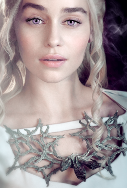 stormbornvalkyrie:Emilia Clarke as Daenerys