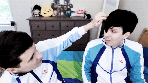 gxthxss: omg makoharu is so cute !!