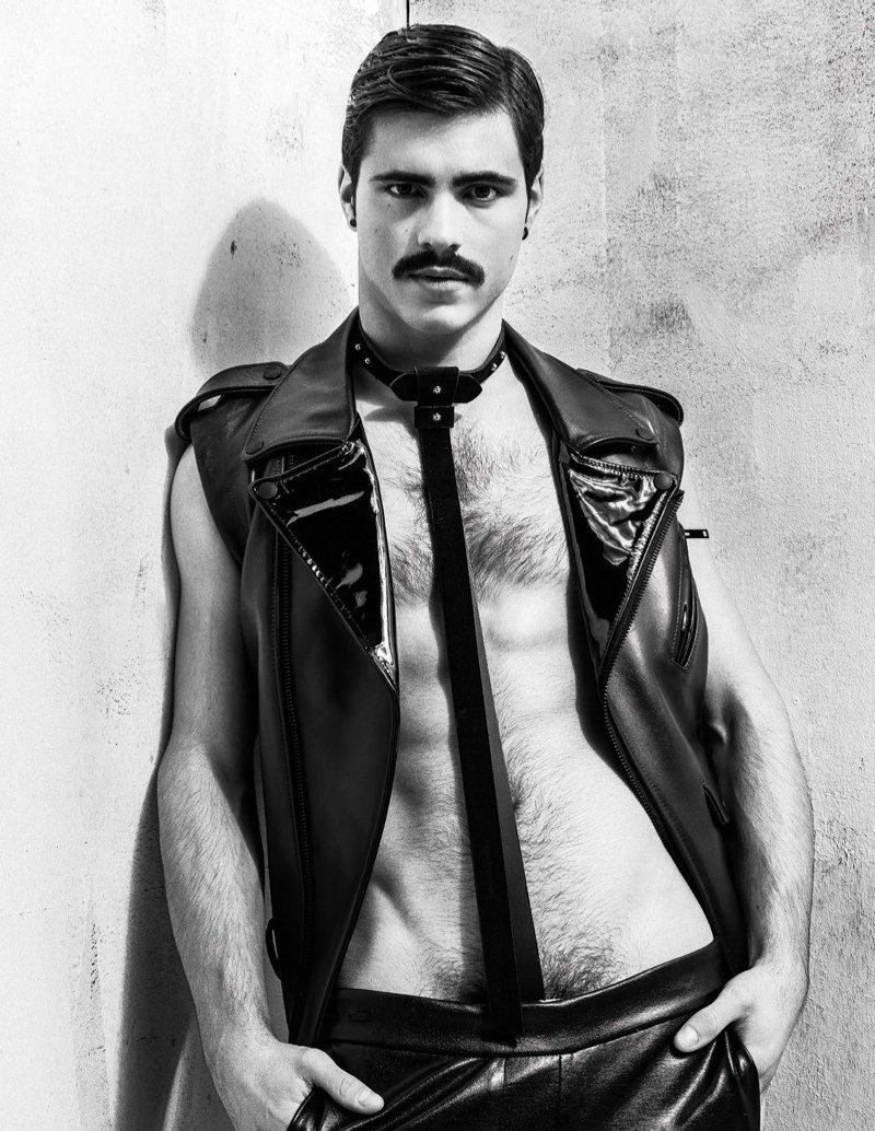 ledomsh:   Matthieu Charneau bySteeve Beckouet 
