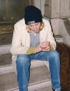 forever-nirvana:  3/1/94 last Nirvana show.2/23/94 Nirvana in Rome.  