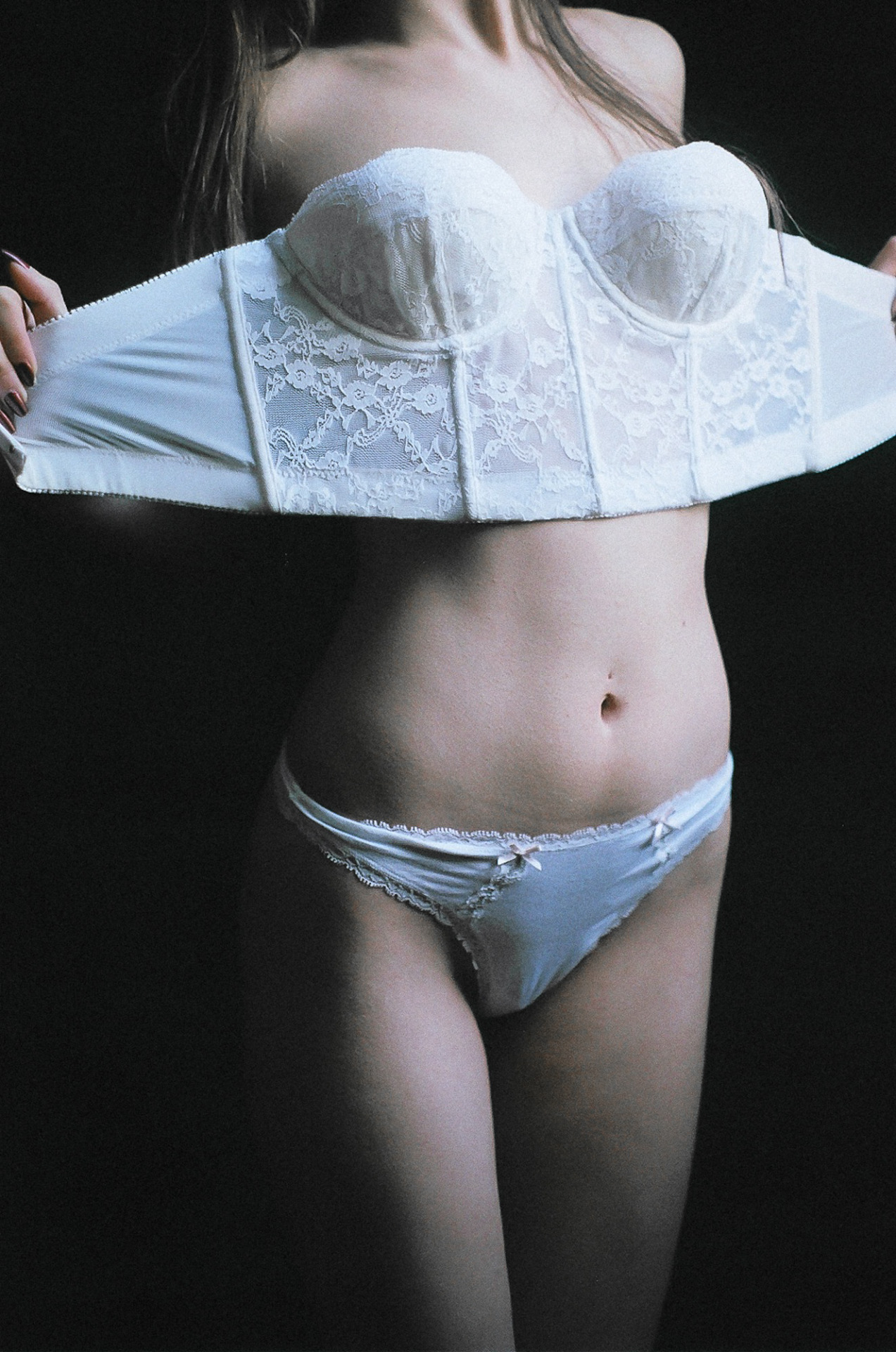 doasplit:  Vikky by Danny Lane doasplit.tumblr.com 