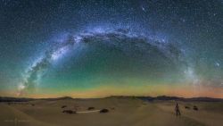 jtotheizzoe:  staceythinx:  Spectacular starry nights by photographer Michael Shainblum  Well then… isn’t that nice?Stardust watching stardust.