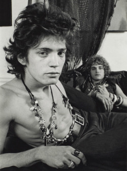 thesuckdickforclogsgirl:  itchycoil:   c86: Valerie Santagto - Robert Mapplethorpe, front, and Jay Johnson in Mapplethorpe designed jewellery, c. 1970-75  Robert looks like he needs a nap   i wish i was Robert 