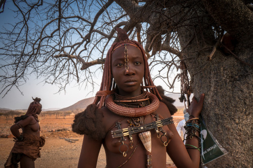 Porn Namibian Himba girls, by Georges Courreges. photos