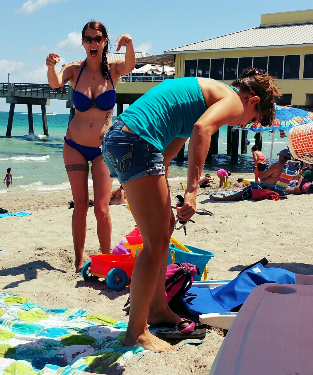 dysfunctional-amateurs:  Ex wife and future wife at the beach today